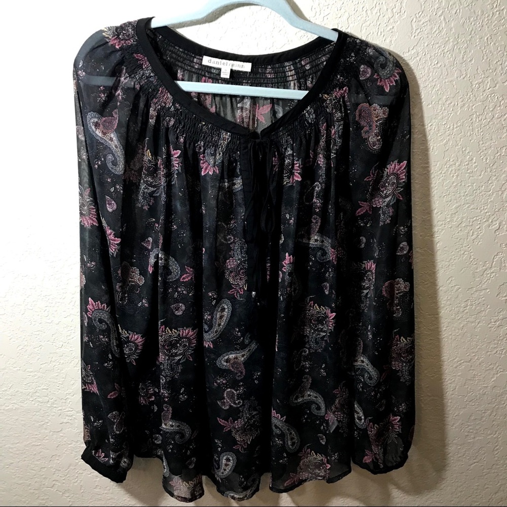 Daniel Rainn sheer top SZ XL